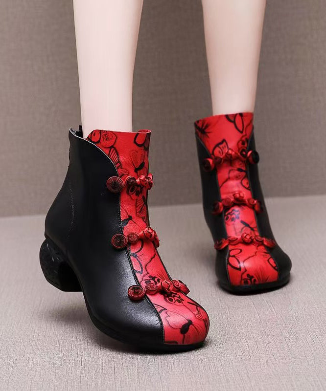 Schwarze Stiefel aus Rindsleder mit Ziernähten, flauschig gefüttert