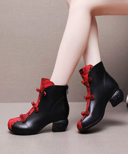 Schwarze Stiefel aus Rindsleder mit Ziernähten, flauschig gefüttert