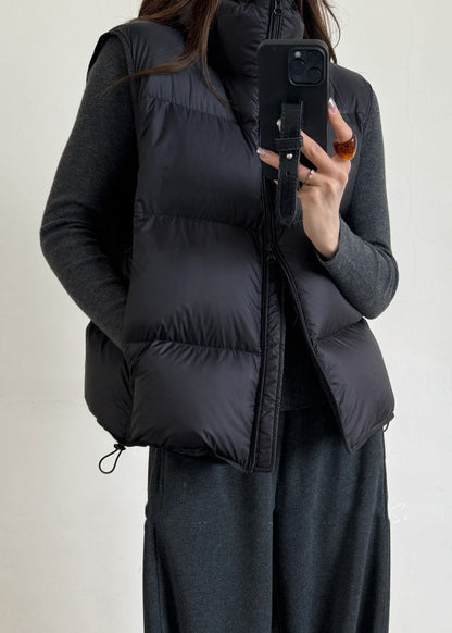 Chaleco de invierno de plumón de pato liso con cordón negro y cremallera