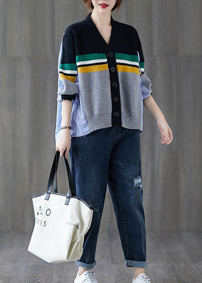 Schwarzer Patchwork-Strickpullover mit gestreiften Knöpfen und asymmetrischem Design für den Herbst