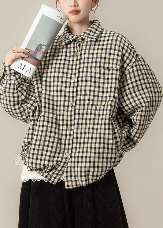 Blusa de algodón extragrande con bolsillos a cuadros negros y cuello Peter Pan