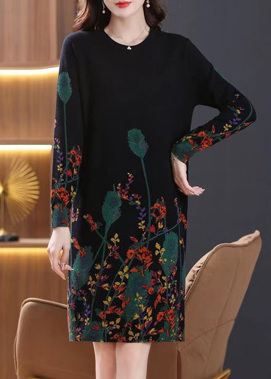 Schwarzes, gemustertes, kuscheliges Strickkleid mit Rundhalsausschnitt und langen Ärmeln