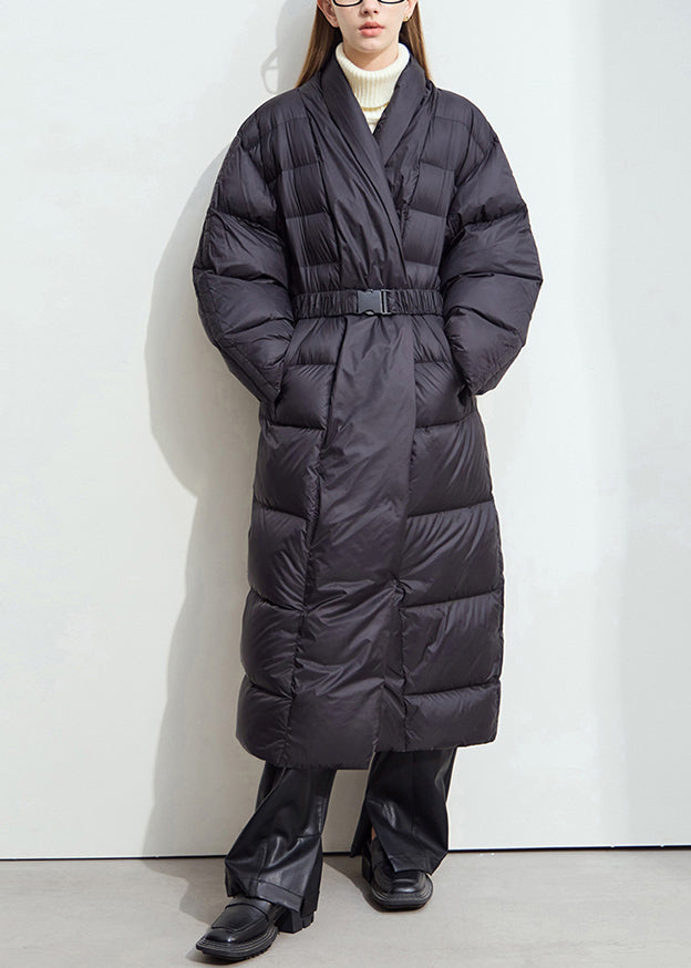 Abrigos largos de invierno con cuello en V y fajas negras de plumón de pato