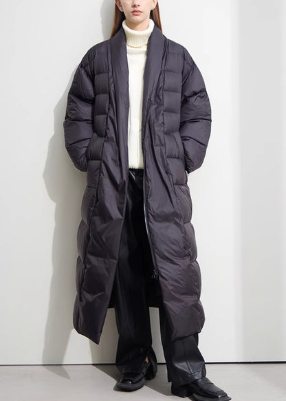 Abrigos largos de invierno con cuello en V y fajas negras de plumón de pato