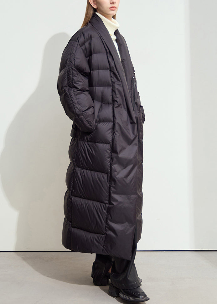 Abrigos largos de invierno con cuello en V y fajas negras de plumón de pato