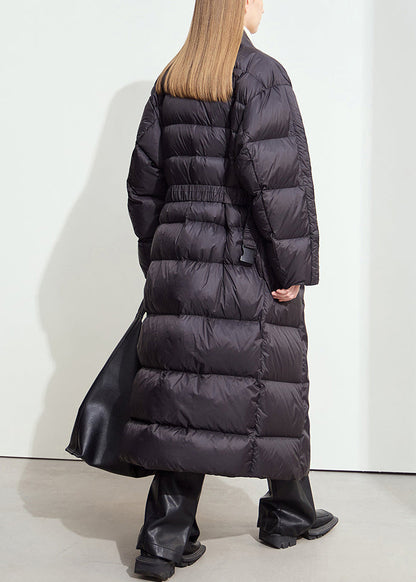 Abrigos largos de invierno con cuello en V y fajas negras de plumón de pato