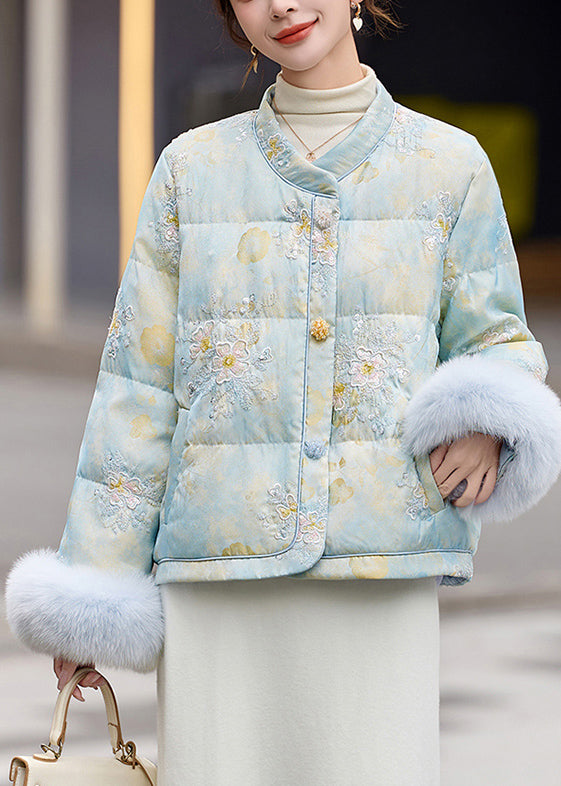 Chaqueta de plumón de pato con parches de piel azul bordada para invierno