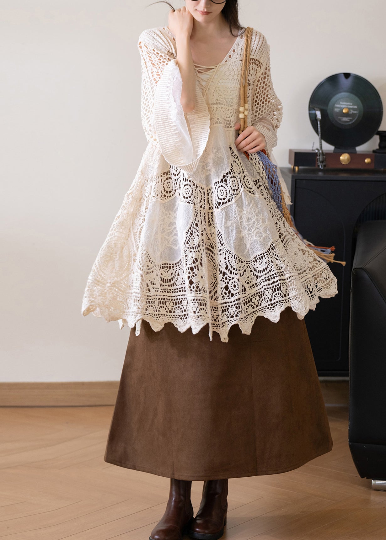 Bohemian Beige V Neck Tulle Patchwork Hollow Out Smock Flare Sleeve
