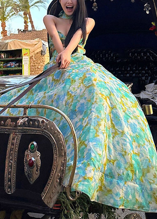 Zweiteiliges Set im Boho-Stil: Grünes Oberteil mit Schleifenmuster und A-Linien-Rock