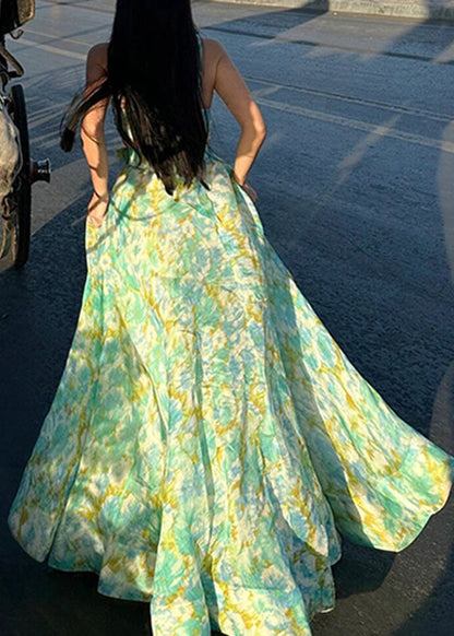 Conjunto de dos piezas de top con estampado de lazo verde bohemio y falda acampanada para verano