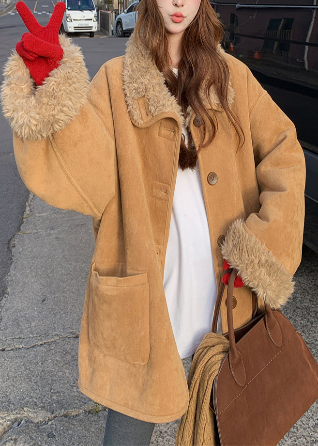 Gabardina bohemia de color caqui con forro polar en ambos lados para invierno