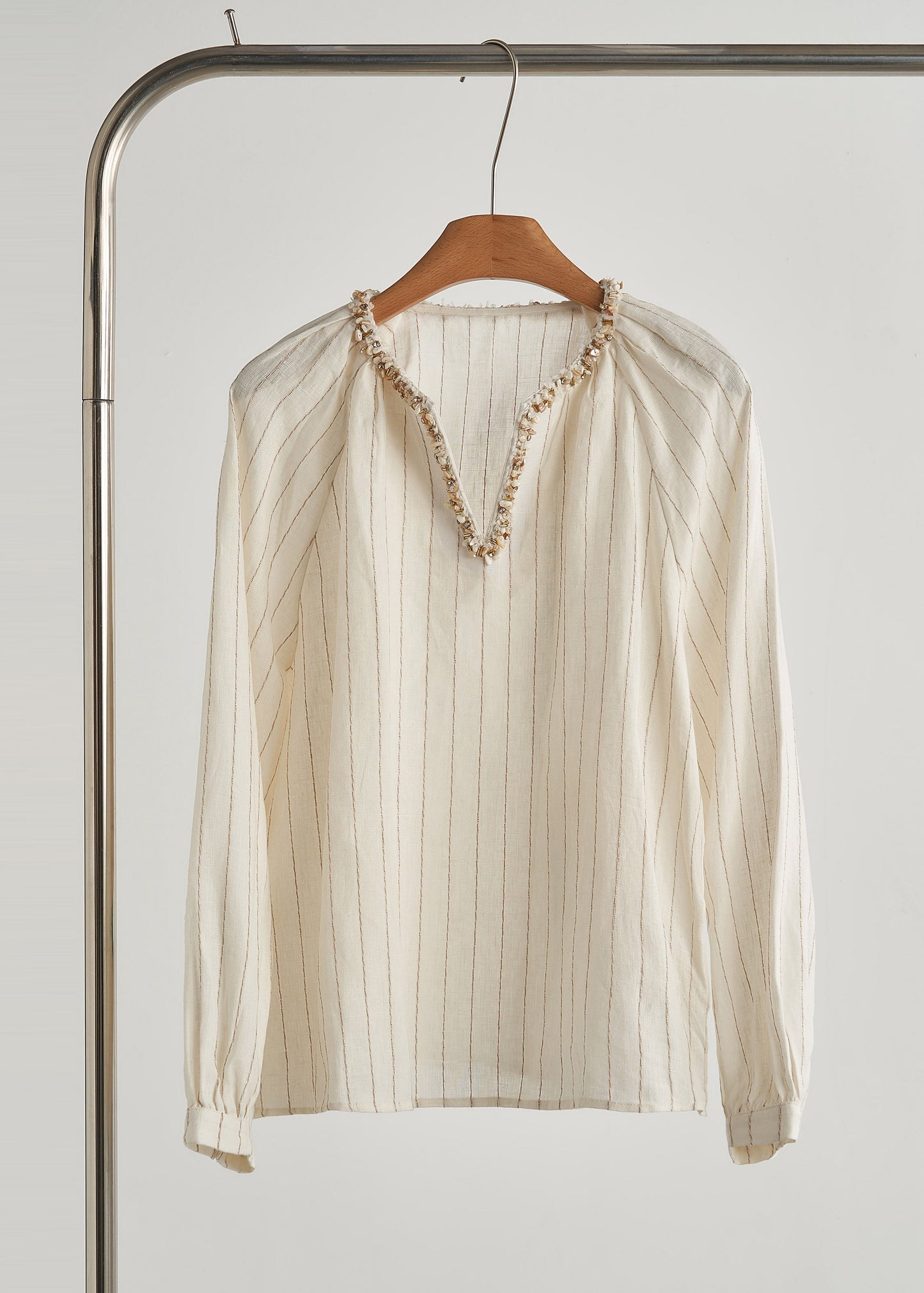 Boho Beige Zweiteiler mit V-Ausschnitt und Streifen – Frühlingsoutfits