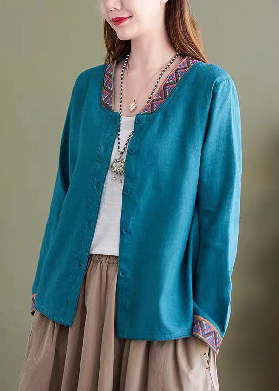 Camisa de lino con cuello en V azul bohemio y patchwork bordado para primavera