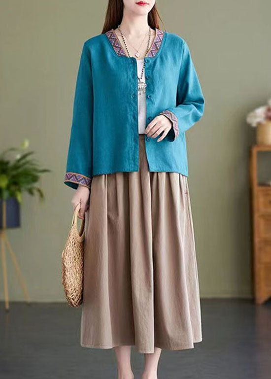 Camisa de lino con cuello en V azul bohemio y patchwork bordado para primavera