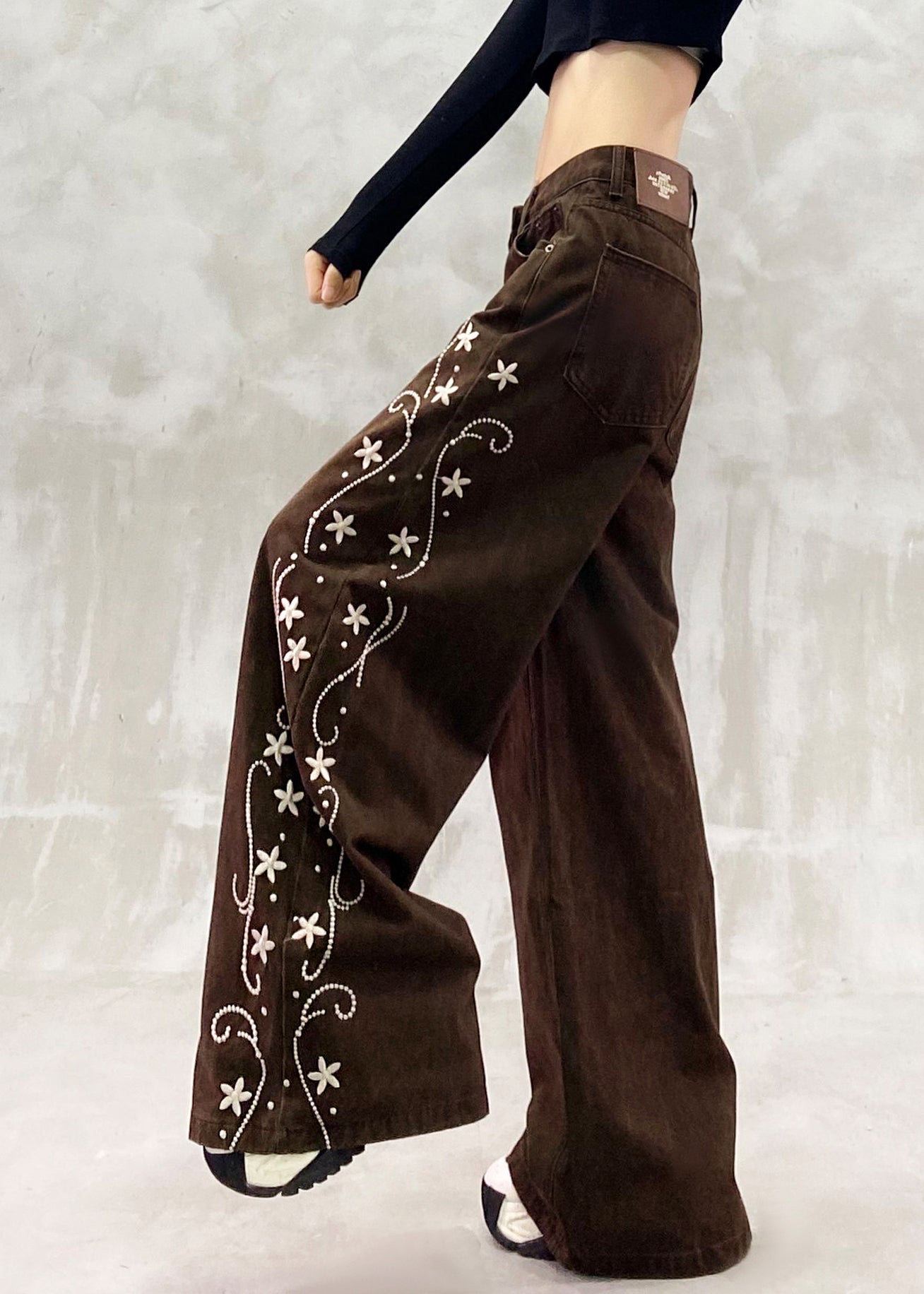 Pantalones anchos de mezclilla con estampado bohemio marrón de gran tamaño para primavera