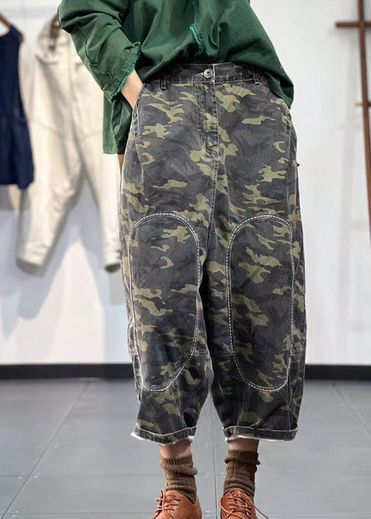 Boho Grüne Haremshose aus Baumwolle mit elastischer Taille und Stickereien im Camouflage-Stil