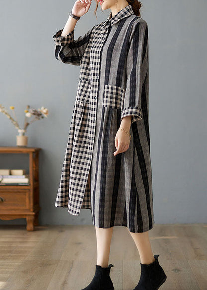 Boutique Schwarzes Festtagskleid mit Peter-Pan-Kragen und Karomuster, lange Ärmel