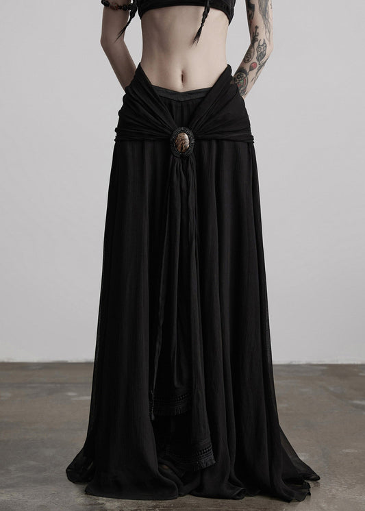 Boutique-Seidenröcke mit schwarzem Quasten-Patchwork und extra großem Saum für den Frühling