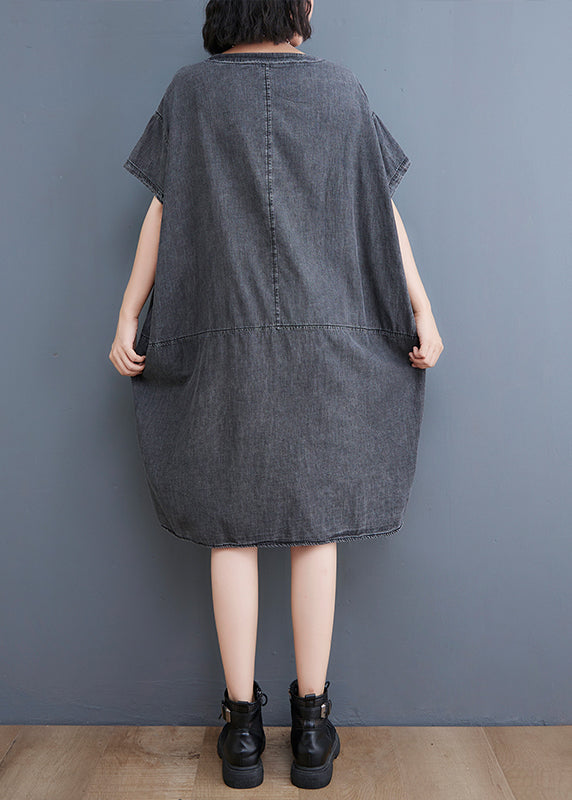 Boutique Schwarzes V-Ausschnitt Patchwork Low High Design Jeanskleid Kurzarm