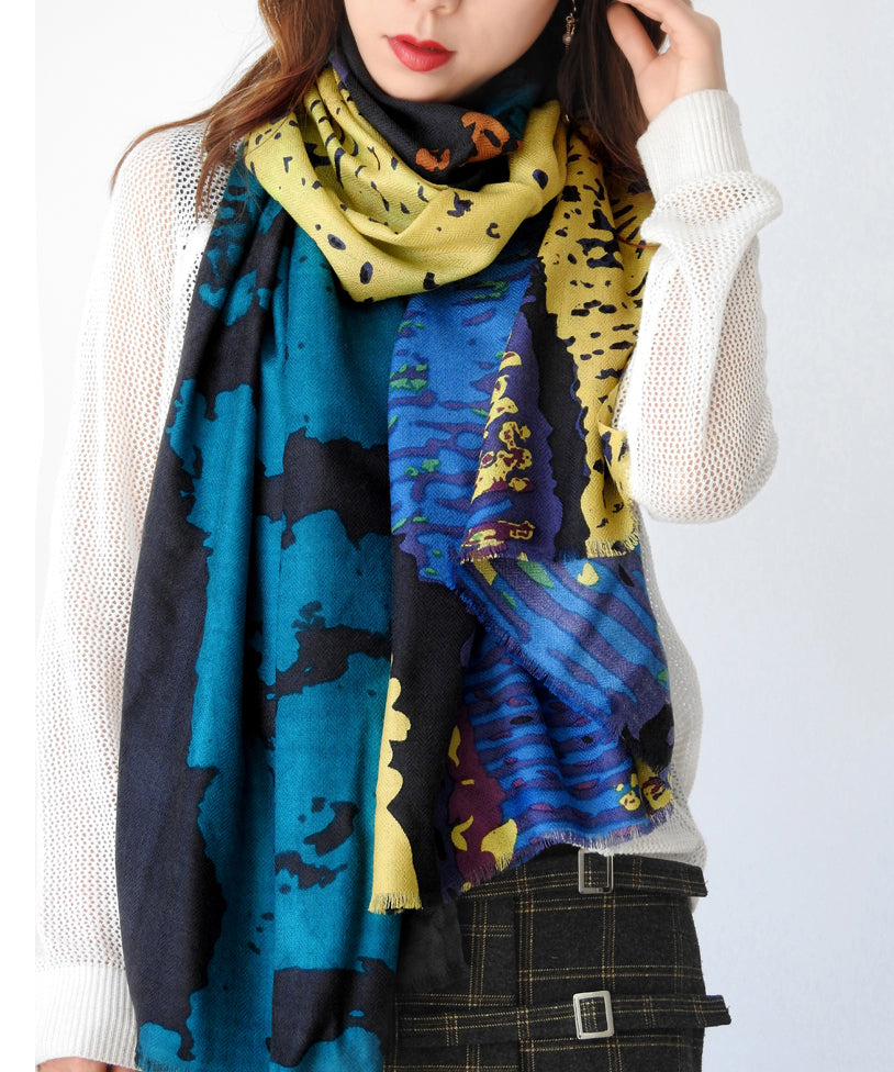 Vielseitiger Wollschal mit elegantem Colorblock-Print