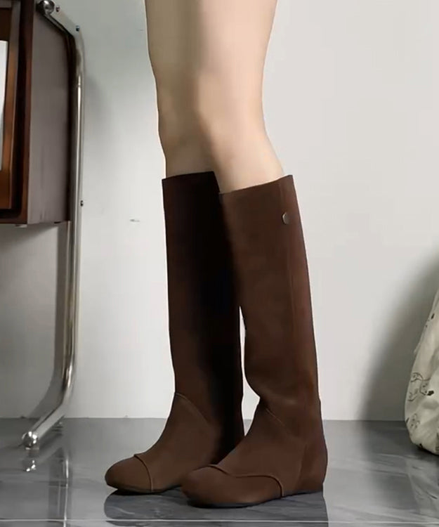 Bequeme braune Keilstiefel im Boutique-Stil