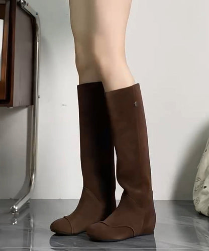 Bequeme braune Keilstiefel im Boutique-Stil