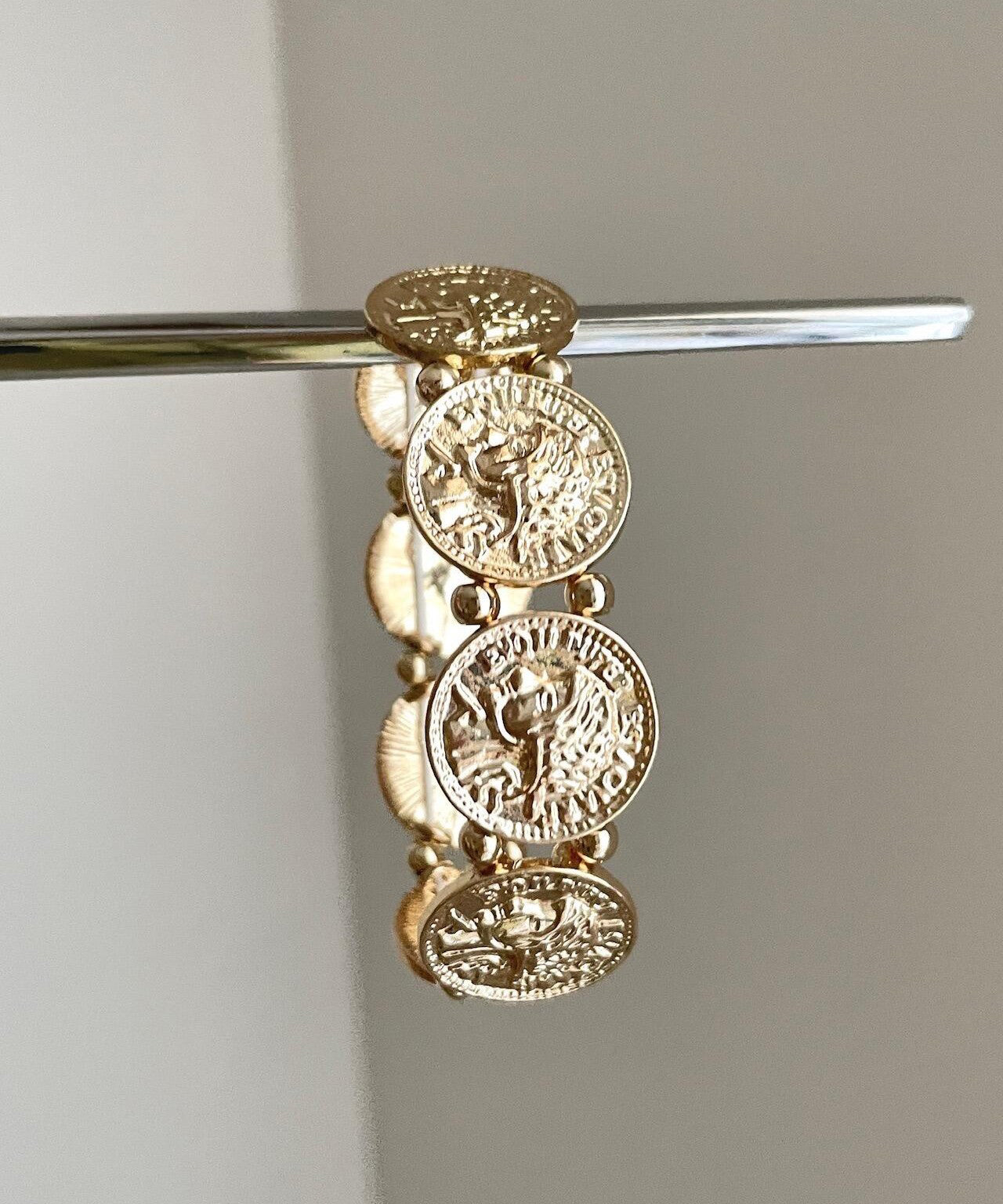 Boutique-Armreif aus Gold, Sterlingsilber, Legierung und Kupfermünze