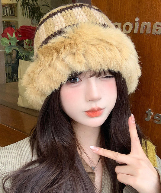 Sombrero de pescador de punto con diseño de conejo en color caqui de Boutique