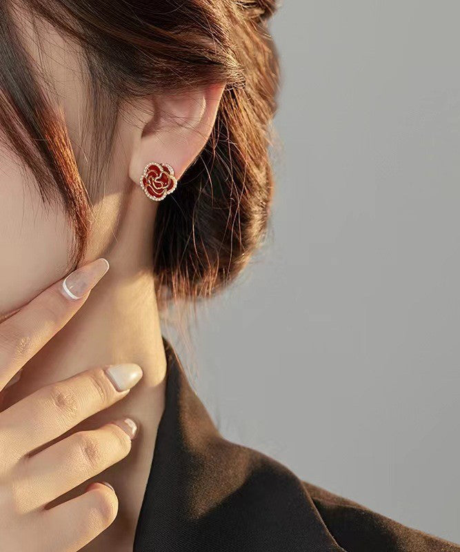 Pendientes florales de circonita y perla de aleación roja de boutique