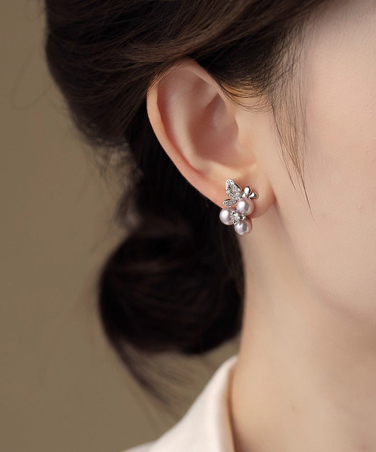 Boutique Silk Sterling Silver Zircon Grape Pearl Stud Earrings