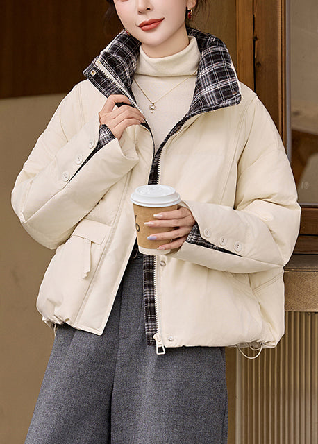 Abrigos de plumón de pato con cuello alto blanco y patchwork de Boutique para invierno