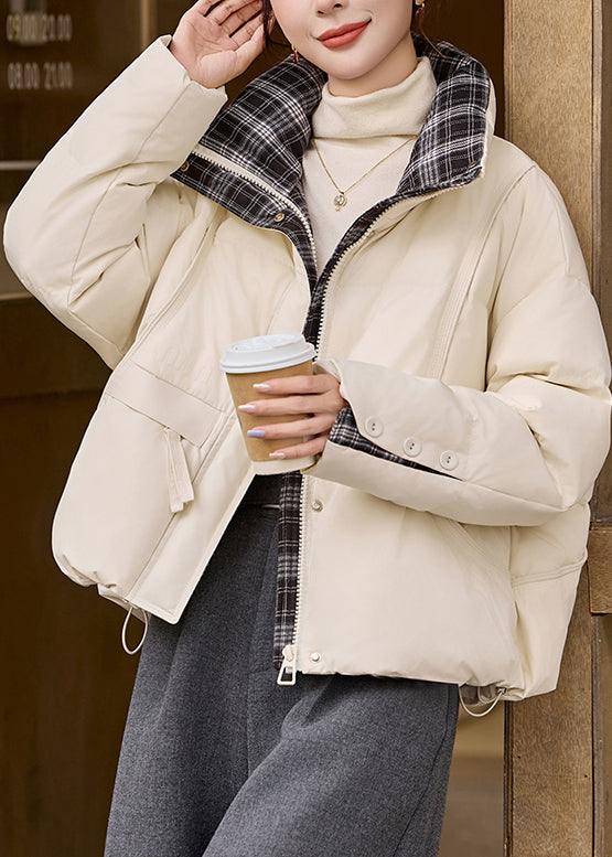 Abrigos de plumón de pato con cuello alto blanco y patchwork de Boutique para invierno
