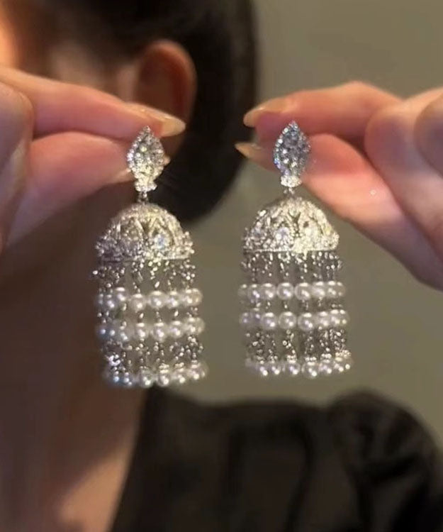 Pendientes colgantes con borlas y campanillas de viento de cobre blanco dorado con circonitas y perlas