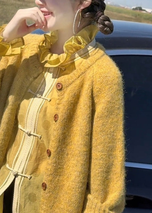 Kurzer gelber Rundhals-Cardigan aus Baumwolle mit Knöpfen, Frühling