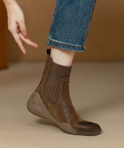 Bequeme Stiefel aus braunem Rindsleder mit Ziernähten