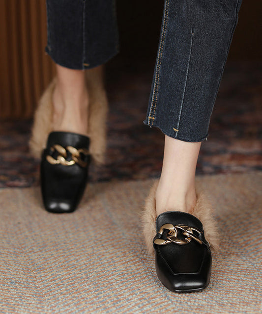 Braune Penny Loafer aus Rindsleder mit elegantem Ziernähten und flauschigem Wollfutter