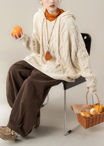 Dreiteiliges Set lässiger beiger Kapuzenstrickpullover für den Frühling