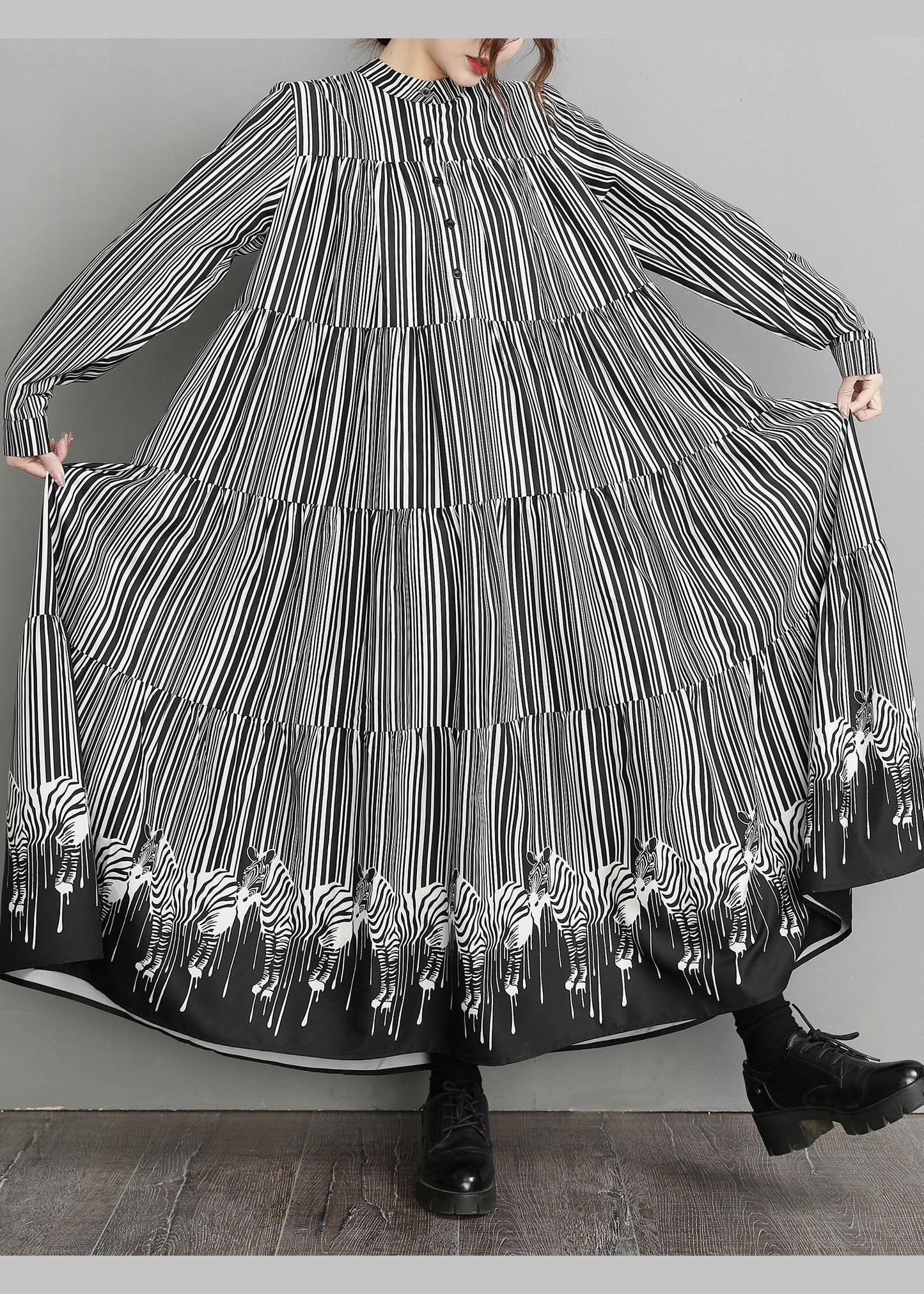 Lässiges schwarzes Peter-Pan-Kragen-gestreiftes Patchwork-Kleid