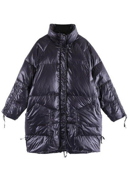 Lässiger schwarzer Mantel mit Reißverschlusstaschen und feiner Baumwollfüllung für den Winter