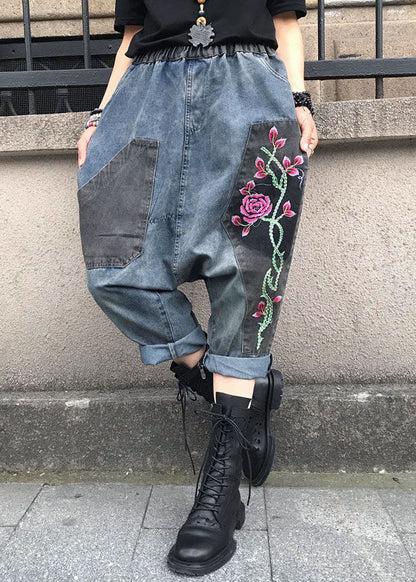 Lässige blaue bestickte Jeanshose mit elastischer Taille für den Sommer