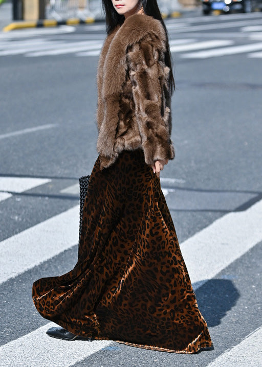 Lässige braune Seidensamtröcke mit Leopardenmuster und extra weitem Saum für den Frühling