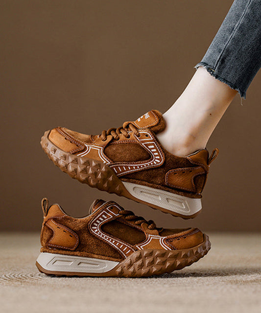 Zapatos planos casuales de ante camel con cordones