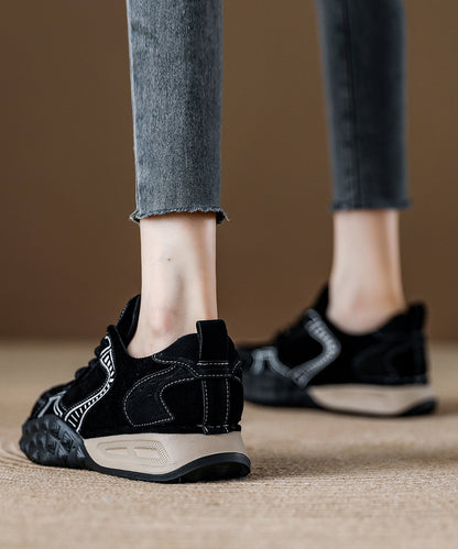 Lässige, kamelfarbene Wildleder-Ballerinas mit Schnürung