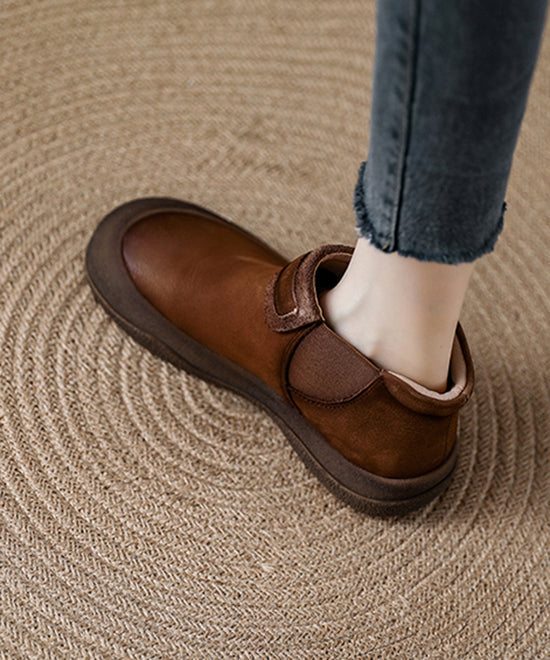 Lässige, bequeme braune Stiefeletten aus Rindsleder mit Ziernähten