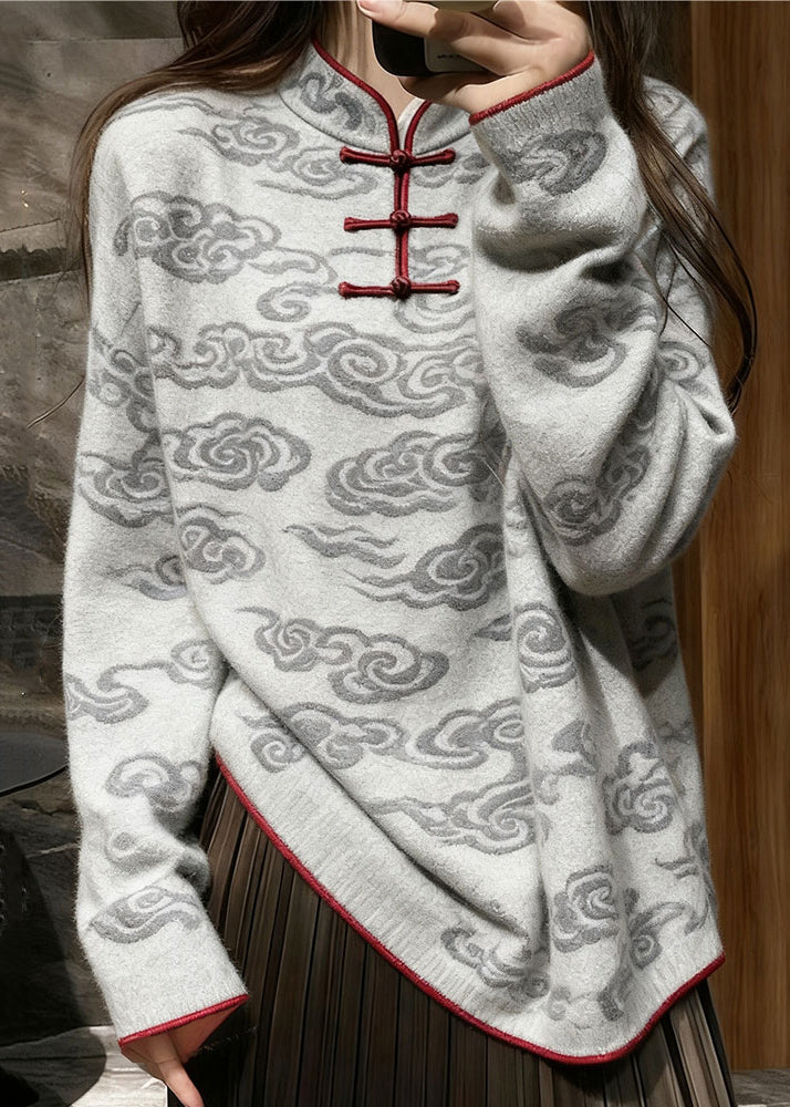 Lässiger grauer Strickpullover mit Stehkragen und Wolkenmuster für den Winter