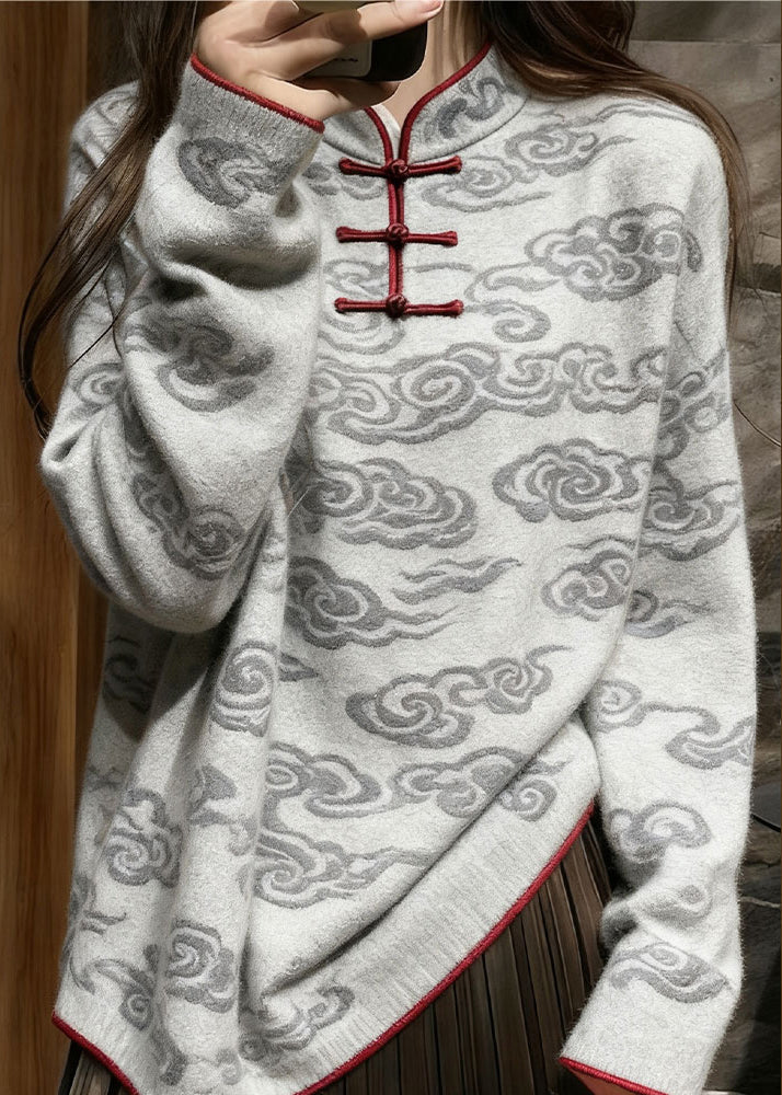 Lässiger grauer Strickpullover mit Stehkragen und Wolkenmuster für den Winter
