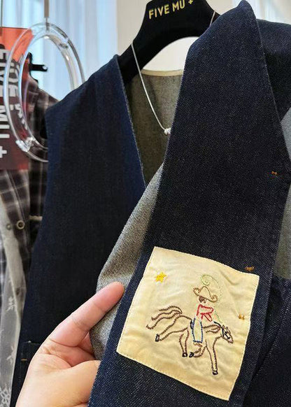 Lässige marineblaue Jeanswesten mit übergroßen Taschen für den Frühling