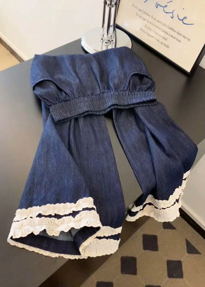 Lässige, marineblaue Jeans mit Taschen, Spitzeneinsatz und weitem Bein für den Frühling