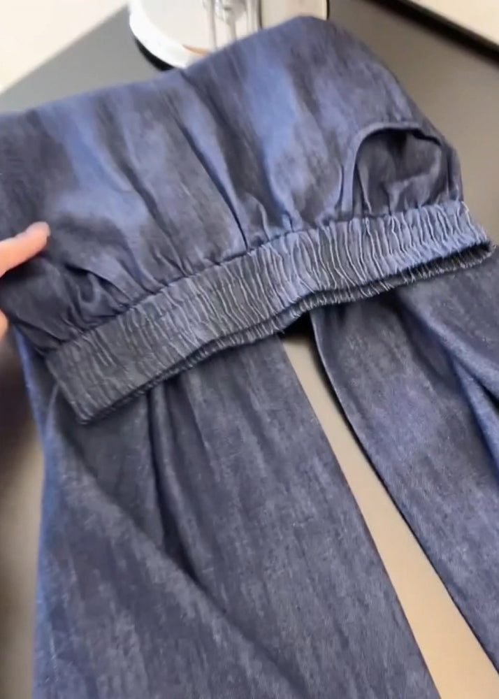 Lässige, marineblaue Jeans mit Taschen, Spitzeneinsatz und weitem Bein für den Frühling