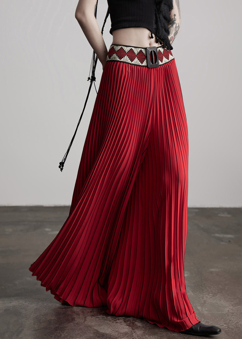 Lässige rote Hose mit Blumenapplikationen an der Taille, Falten und weitem Bein für den Frühling